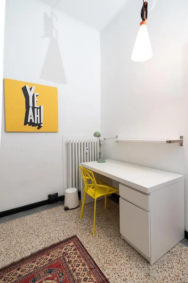 Pop House - Spacious Flat Next To Cathedral & Lake Como